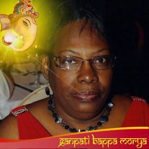 Meet your Posher, Belle